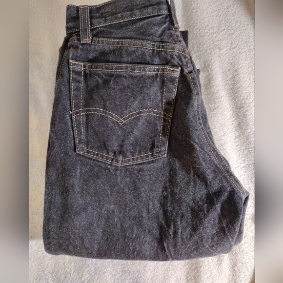 Vintage Levi's Women's 501, Size 7, Blue Denim 5 Button - Picture 3 of 12